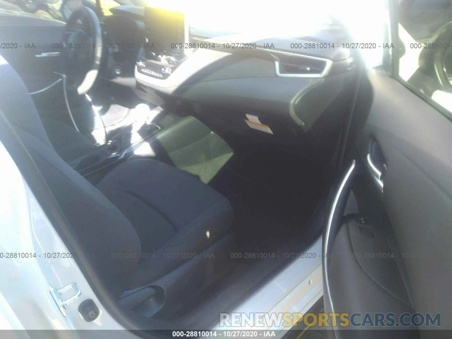 5 Photograph of a damaged car JTDS4RCE0LJ018070 TOYOTA COROLLA 2020