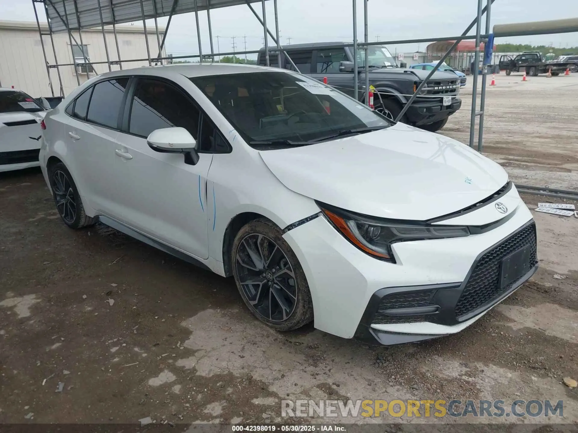 1 Фотография поврежденного автомобиля JTDS4RCE0LJ025164 TOYOTA COROLLA 2020