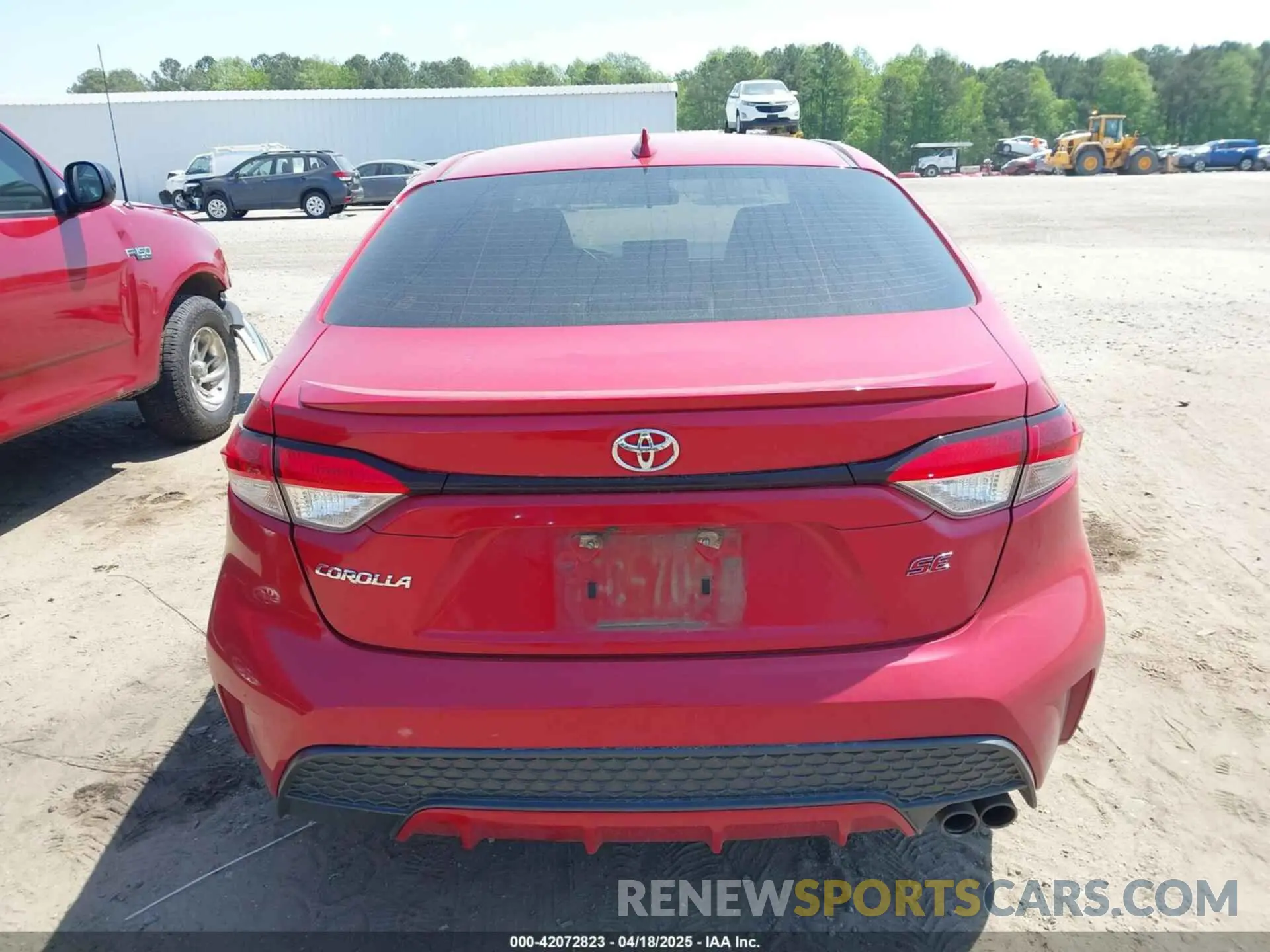 17 Photograph of a damaged car JTDS4RCE1LJ022967 TOYOTA COROLLA 2020