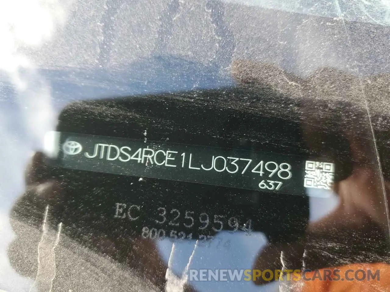 10 Photograph of a damaged car JTDS4RCE1LJ037498 TOYOTA COROLLA 2020