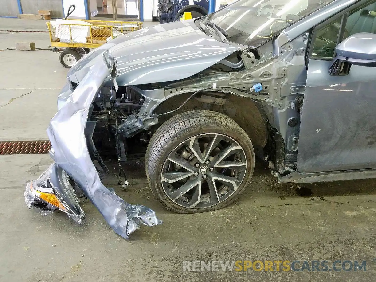 9 Photograph of a damaged car JTDS4RCE2LJ022816 TOYOTA COROLLA 2020