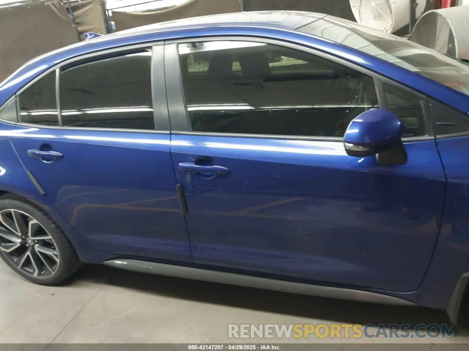13 Photograph of a damaged car JTDS4RCE2LJ035498 TOYOTA COROLLA 2020