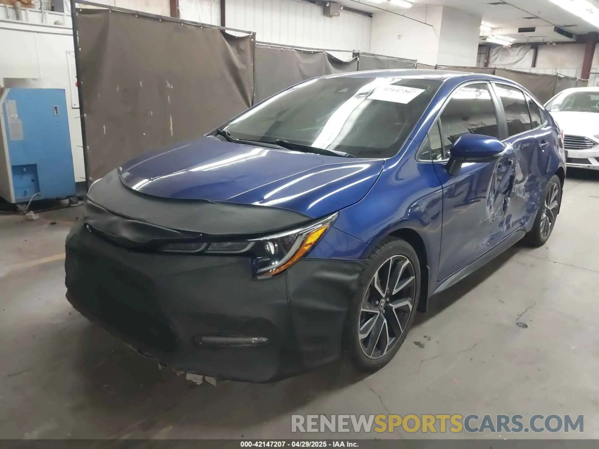 2 Photograph of a damaged car JTDS4RCE2LJ035498 TOYOTA COROLLA 2020