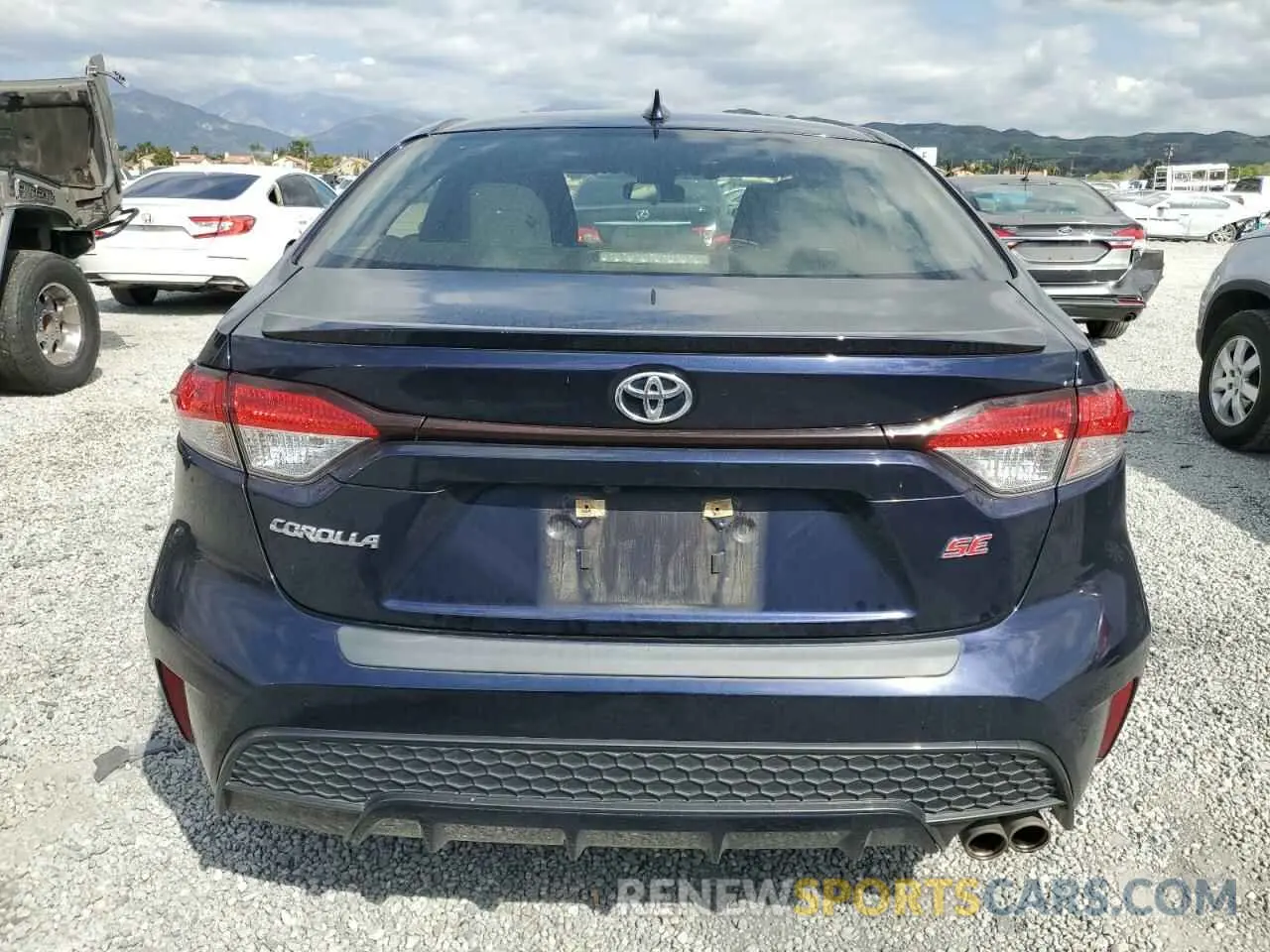 6 Photograph of a damaged car JTDS4RCE3LJ006298 TOYOTA COROLLA 2020