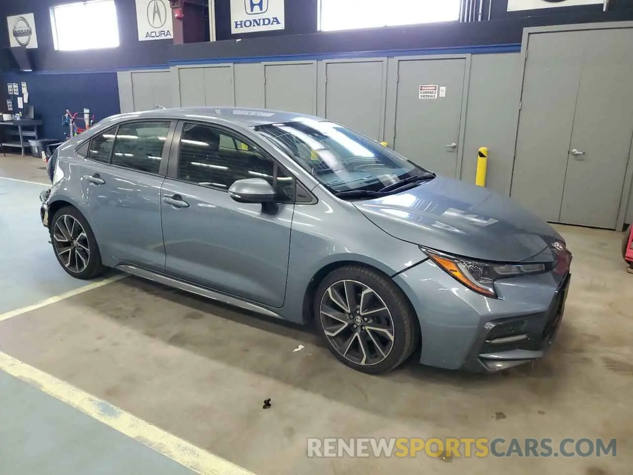 4 Photograph of a damaged car JTDS4RCE3LJ013266 TOYOTA COROLLA 2020