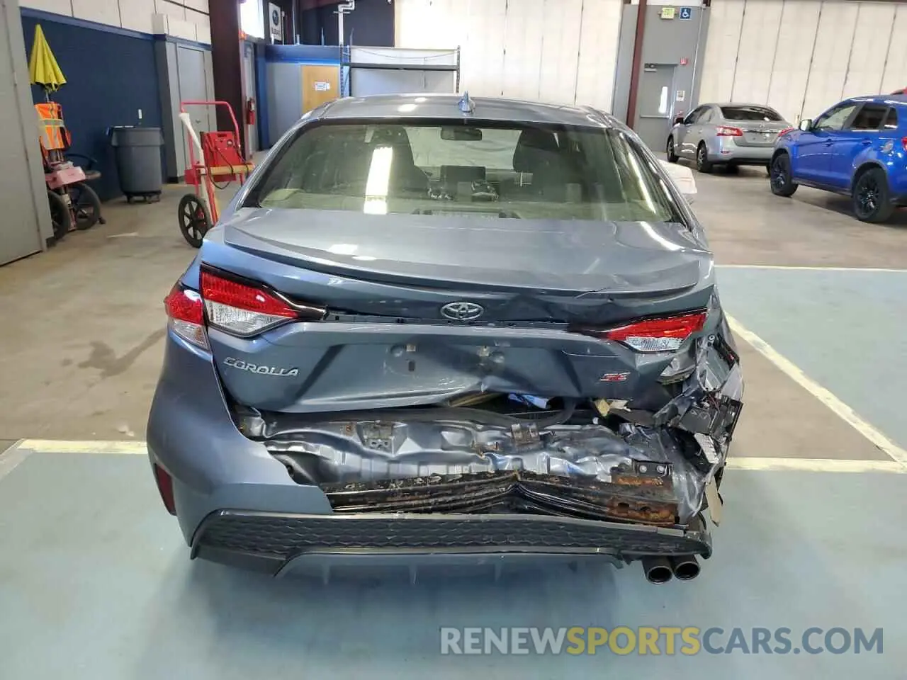 6 Photograph of a damaged car JTDS4RCE3LJ013266 TOYOTA COROLLA 2020