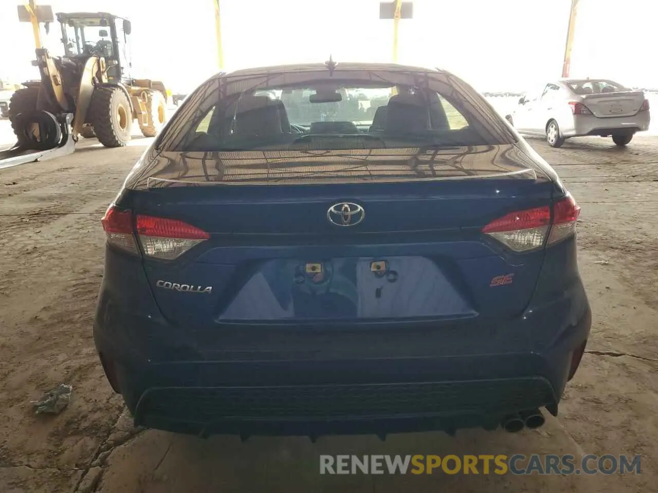 6 Photograph of a damaged car JTDS4RCE3LJ020833 TOYOTA COROLLA 2020
