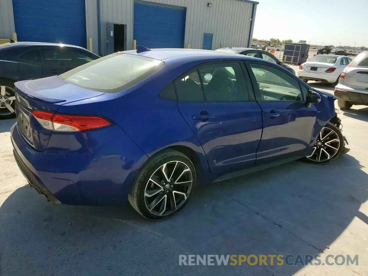 3 Photograph of a damaged car JTDS4RCE3LJ037664 TOYOTA COROLLA 2020