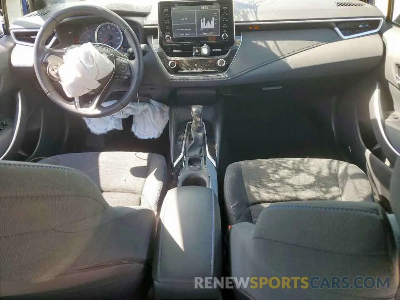 8 Photograph of a damaged car JTDS4RCE3LJ037664 TOYOTA COROLLA 2020