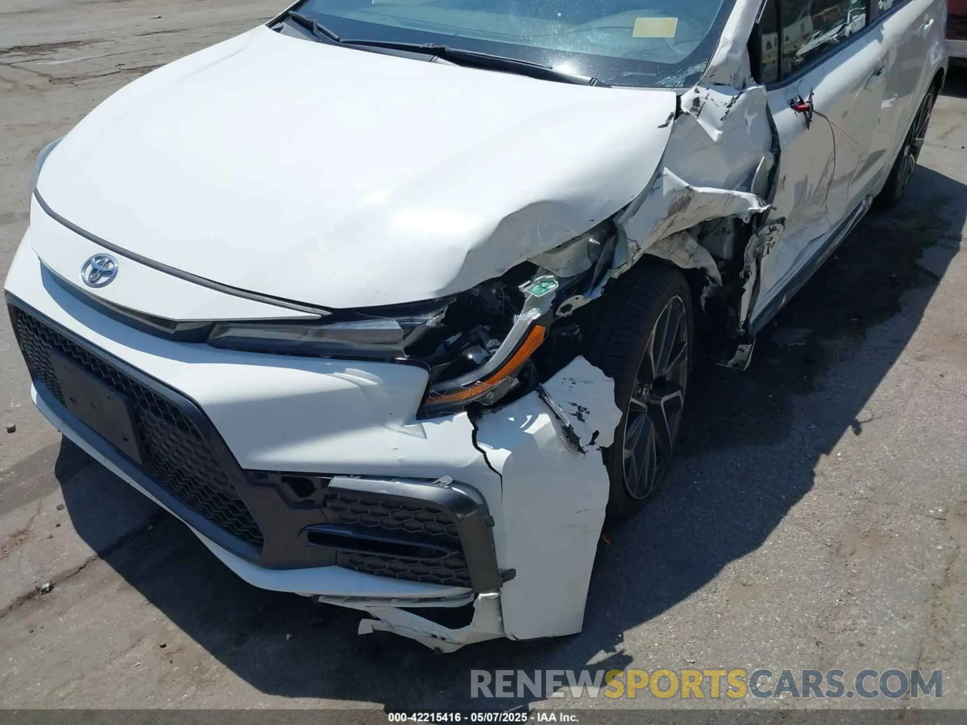 6 Photograph of a damaged car JTDS4RCE3LJ044064 TOYOTA COROLLA 2020
