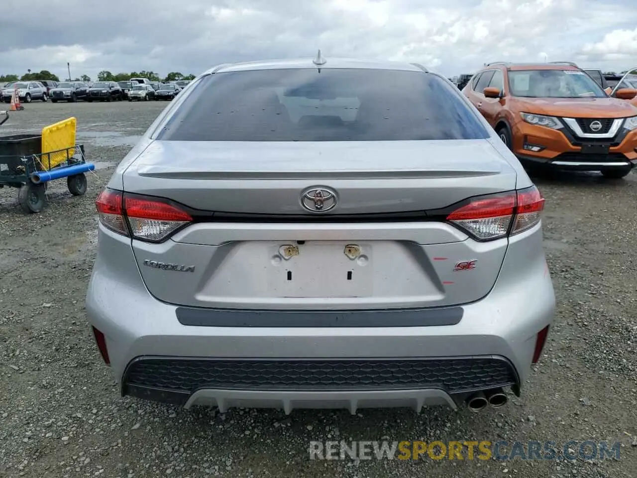 6 Photograph of a damaged car JTDS4RCE4LJ006603 TOYOTA COROLLA 2020