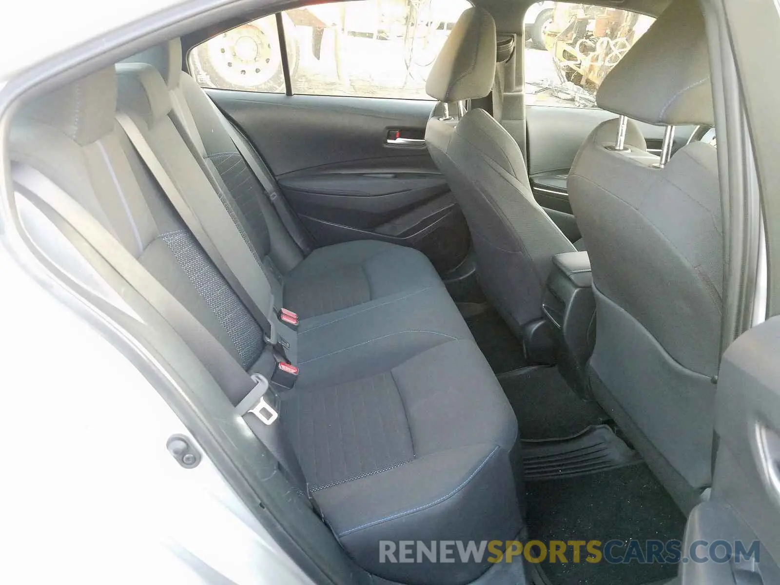 6 Photograph of a damaged car JTDS4RCE4LJ017553 TOYOTA COROLLA 2020
