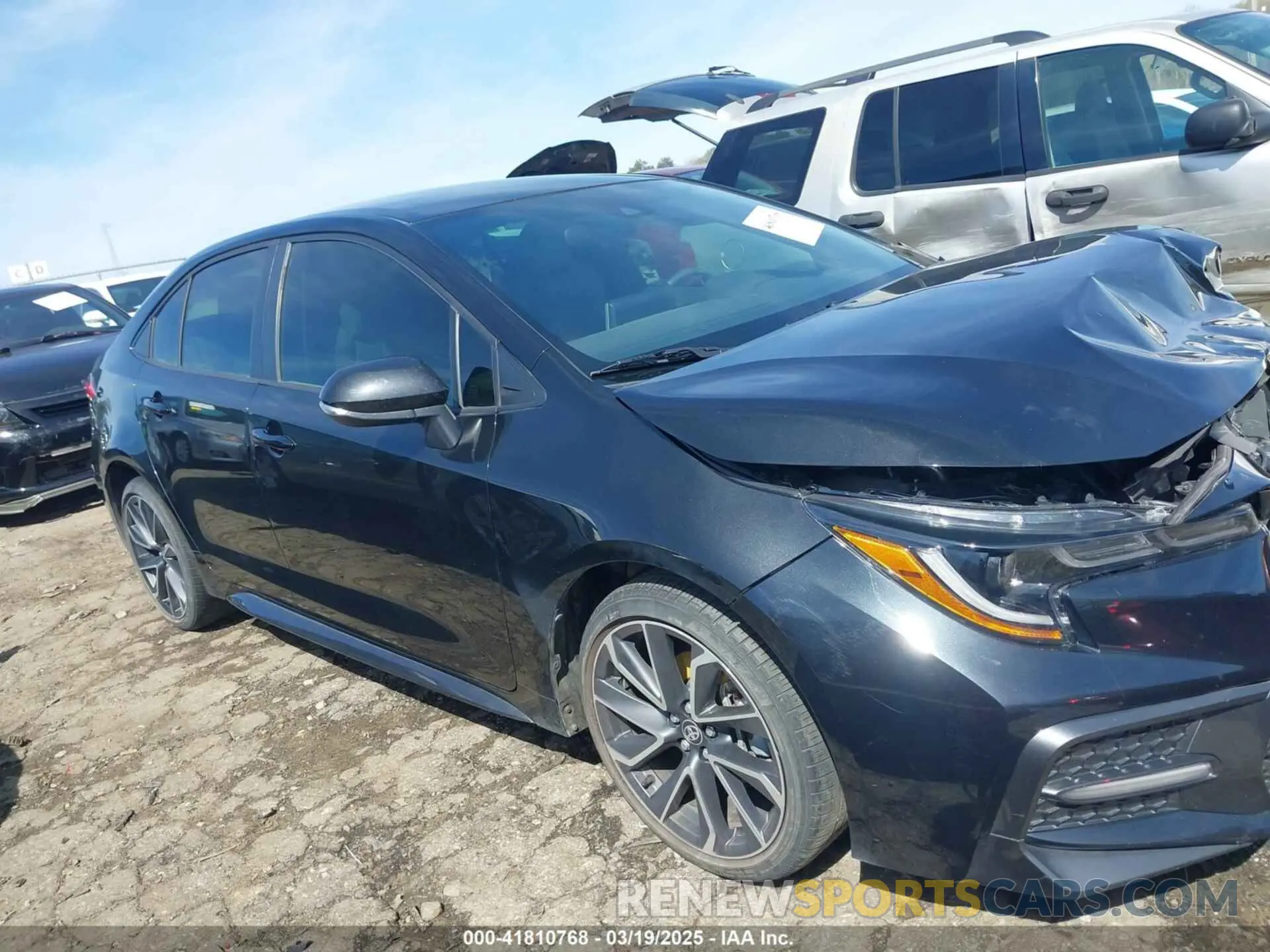 13 Photograph of a damaged car JTDS4RCE4LJ017682 TOYOTA COROLLA 2020