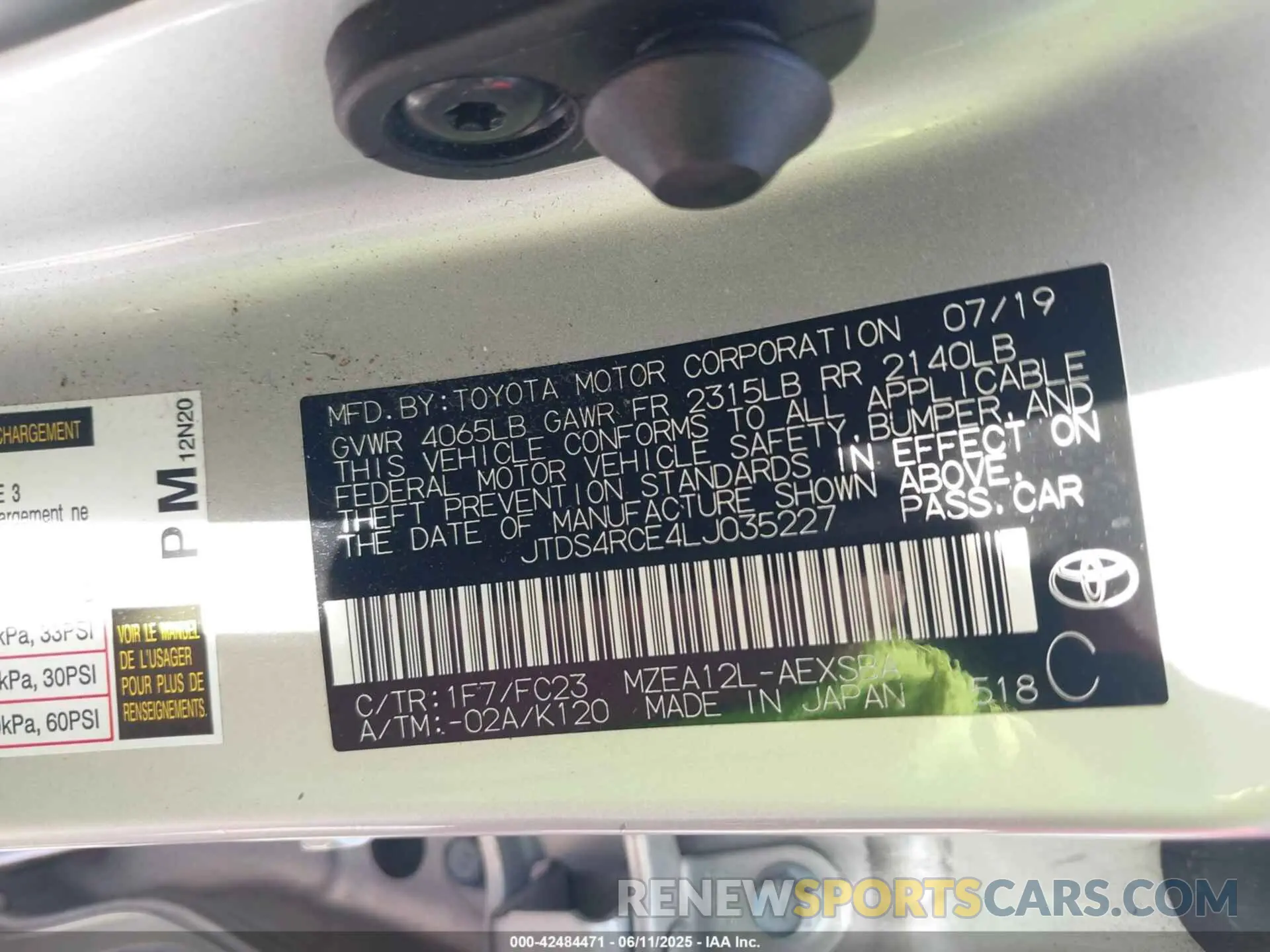 9 Photograph of a damaged car JTDS4RCE4LJ035227 TOYOTA COROLLA 2020