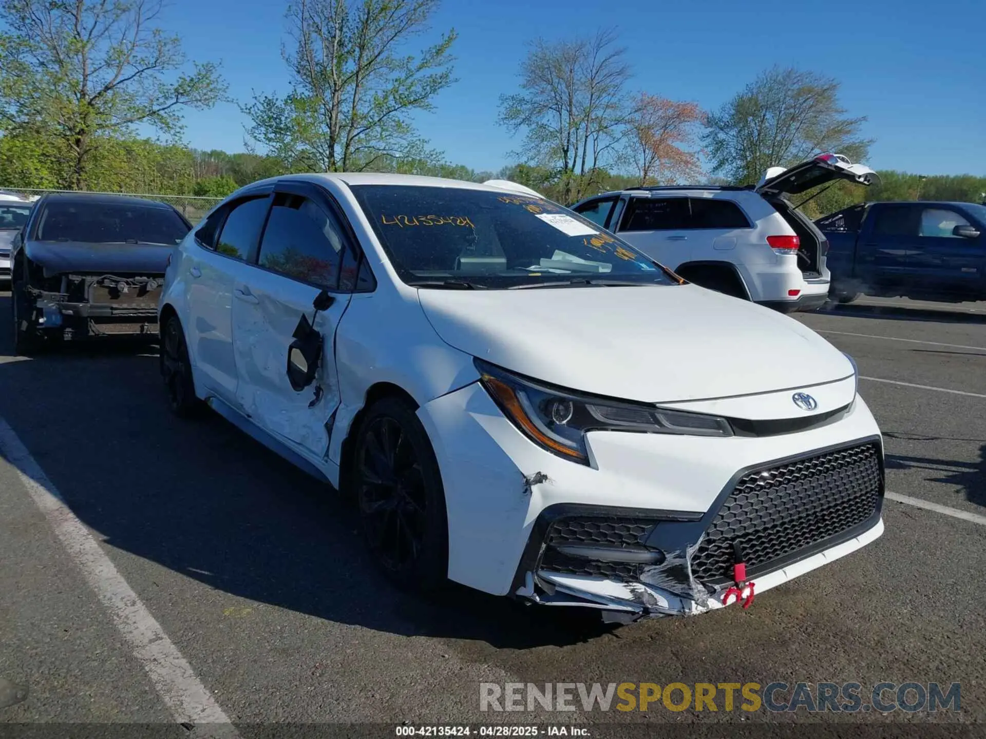 6 Photograph of a damaged car JTDS4RCE4LJ036183 TOYOTA COROLLA 2020