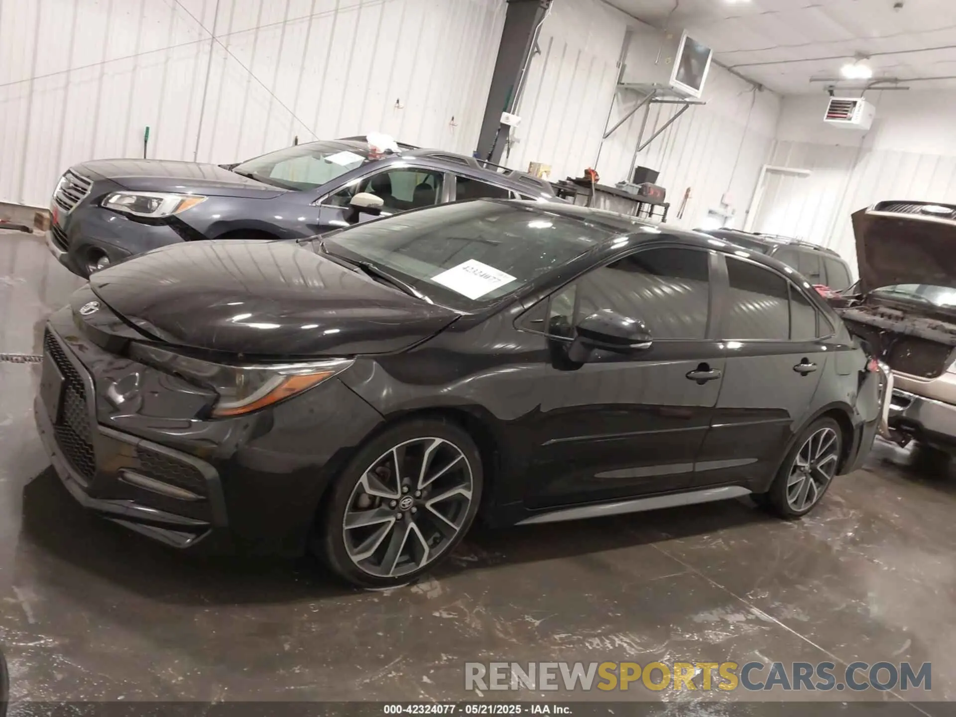 14 Photograph of a damaged car JTDS4RCE4LJ043358 TOYOTA COROLLA 2020