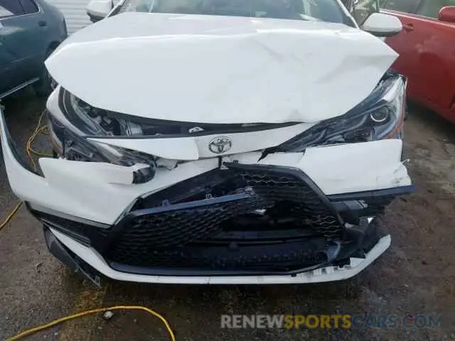 9 Photograph of a damaged car JTDS4RCE5LJ000843 TOYOTA COROLLA 2020