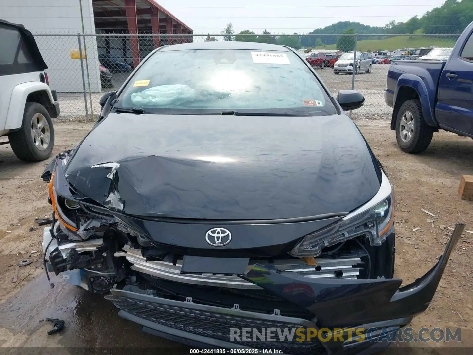 12 Photograph of a damaged car JTDS4RCE6LJ021362 TOYOTA COROLLA 2020