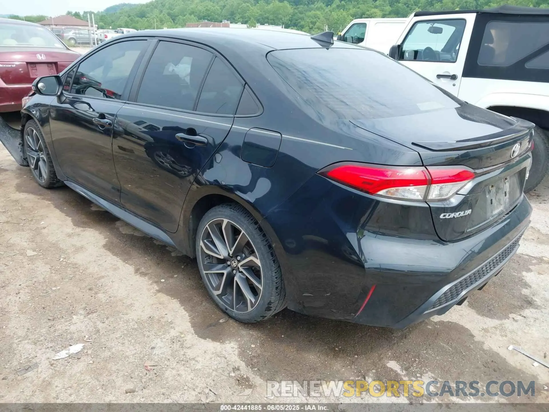 3 Photograph of a damaged car JTDS4RCE6LJ021362 TOYOTA COROLLA 2020