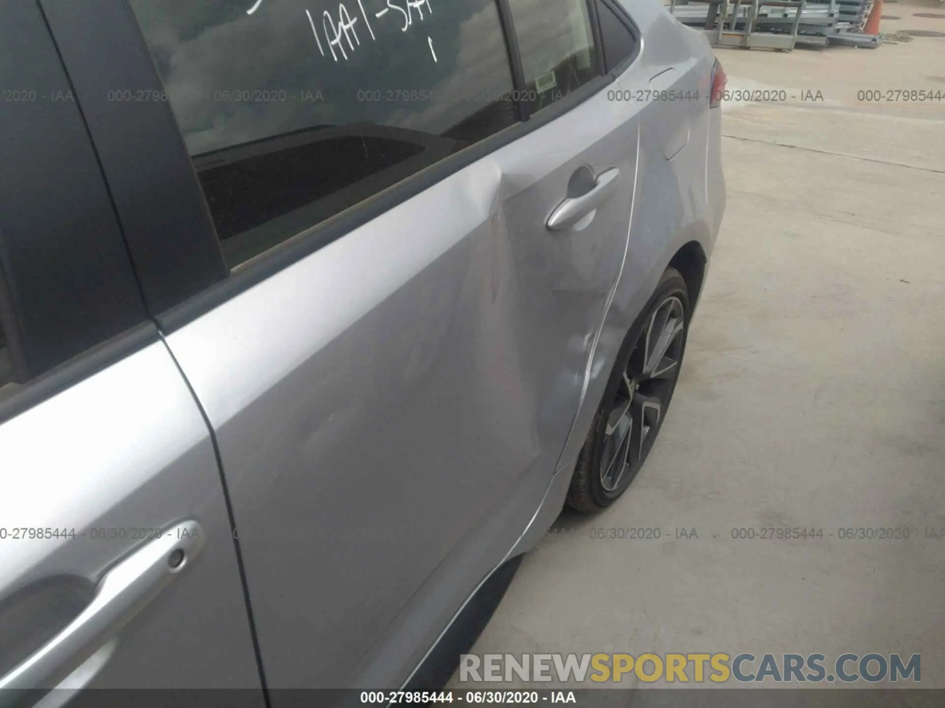 6 Photograph of a damaged car JTDS4RCE6LT033275 TOYOTA COROLLA 2020