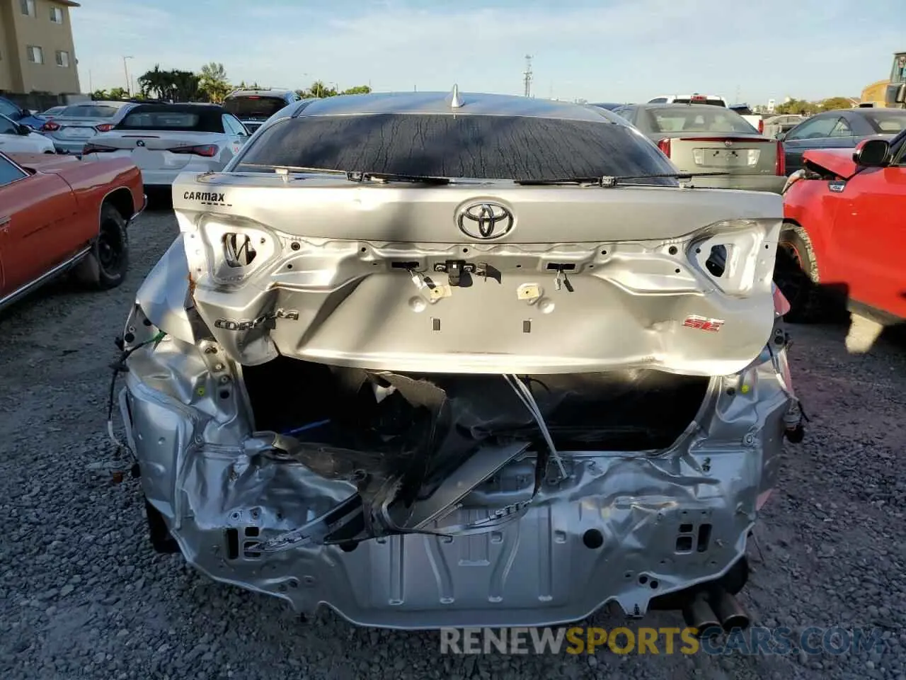 6 Photograph of a damaged car JTDS4RCE7LJ028921 TOYOTA COROLLA 2020