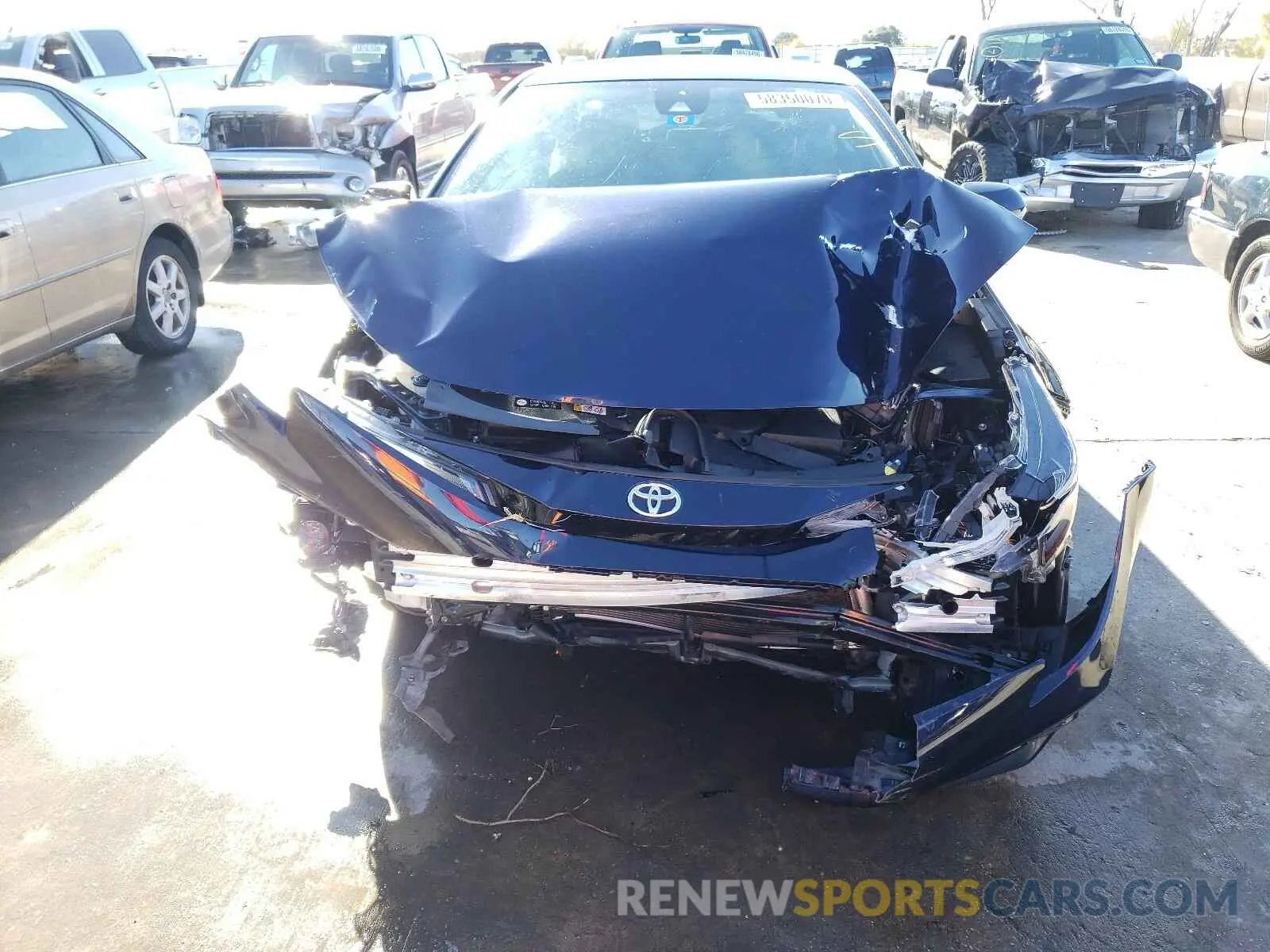 9 Photograph of a damaged car JTDS4RCE8LJ007740 TOYOTA COROLLA 2020