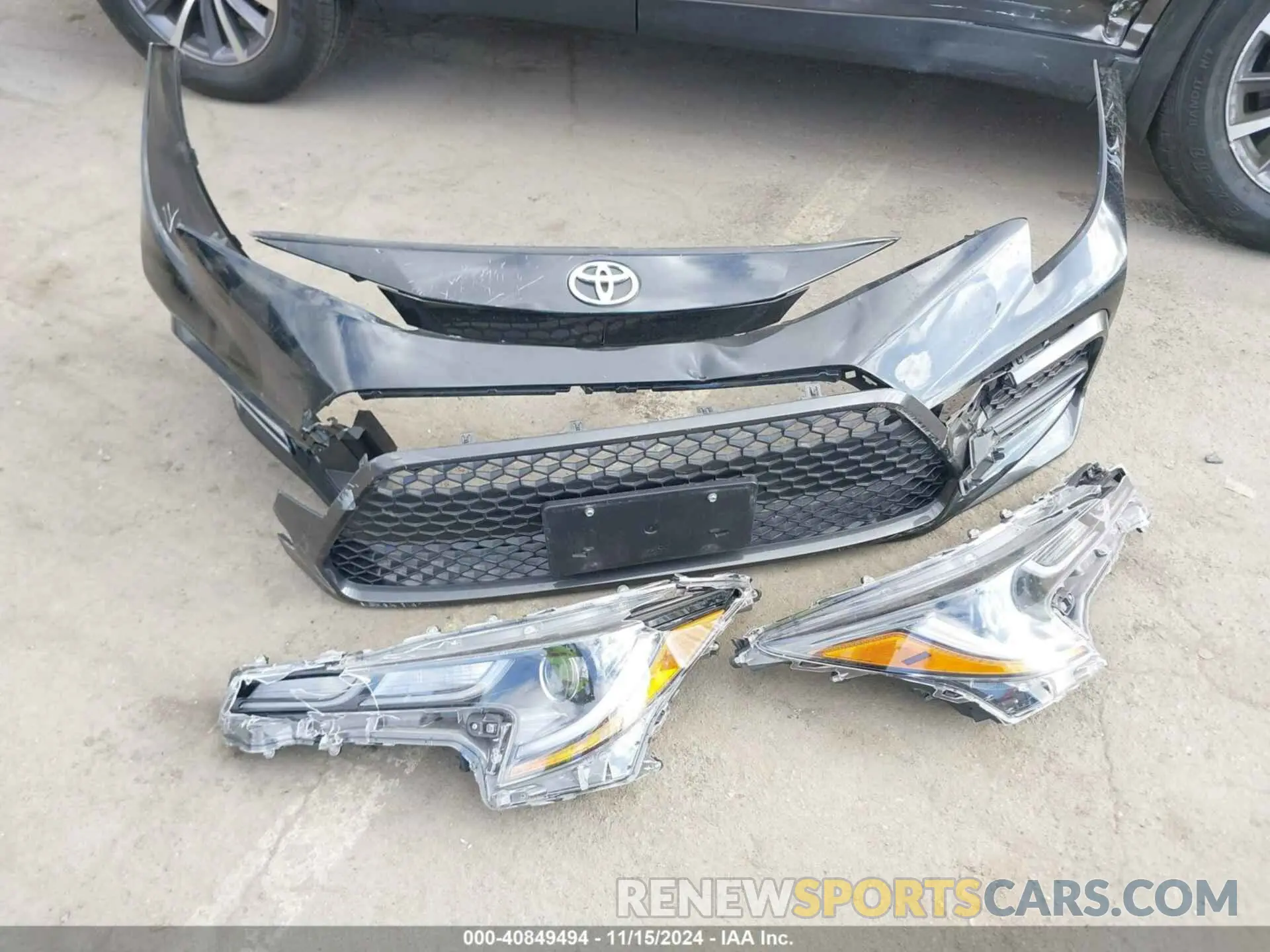 12 Photograph of a damaged car JTDS4RCE8LJ023405 TOYOTA COROLLA 2020
