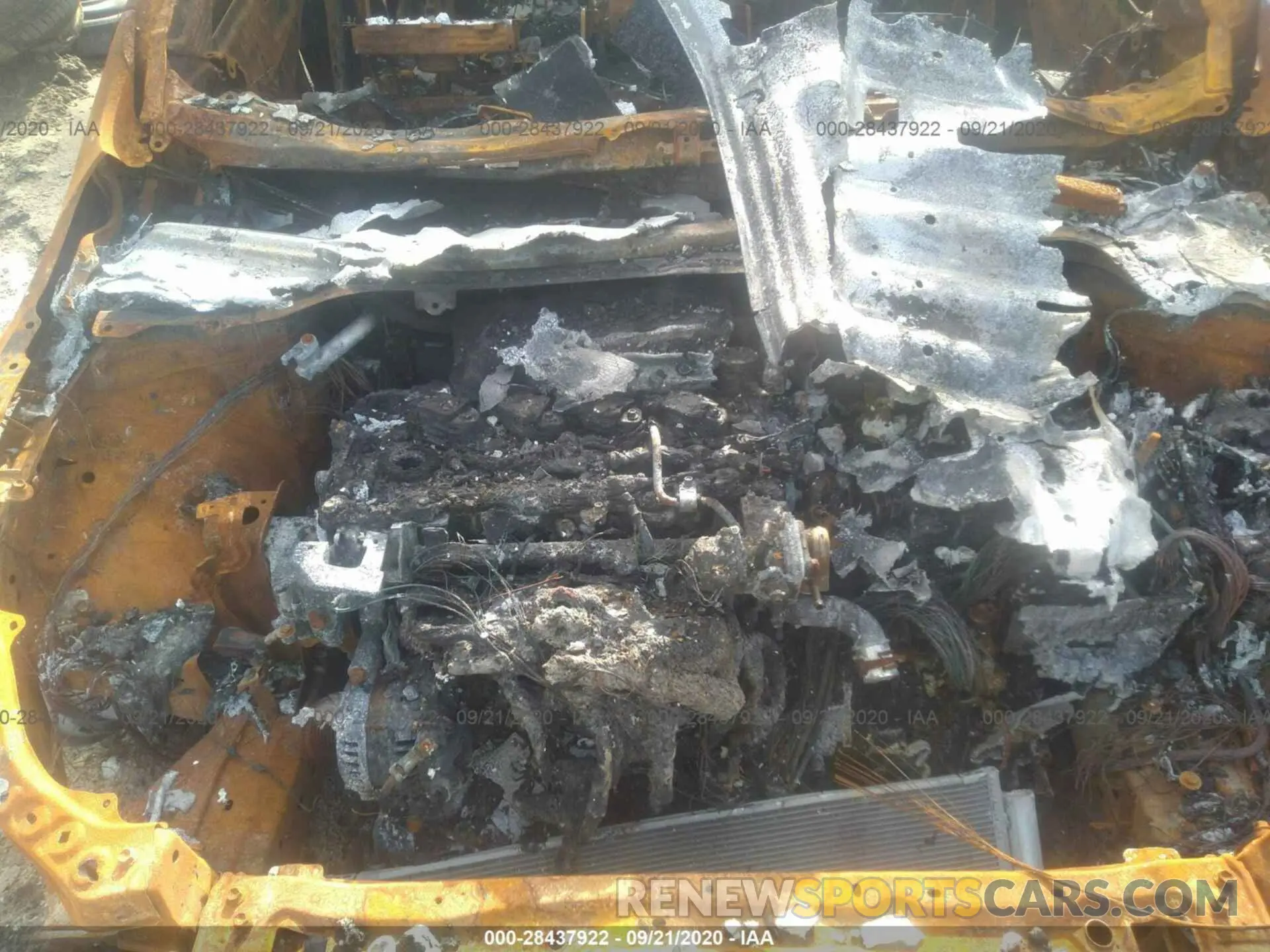 10 Photograph of a damaged car JTDS4RCE8LJ023615 TOYOTA COROLLA 2020