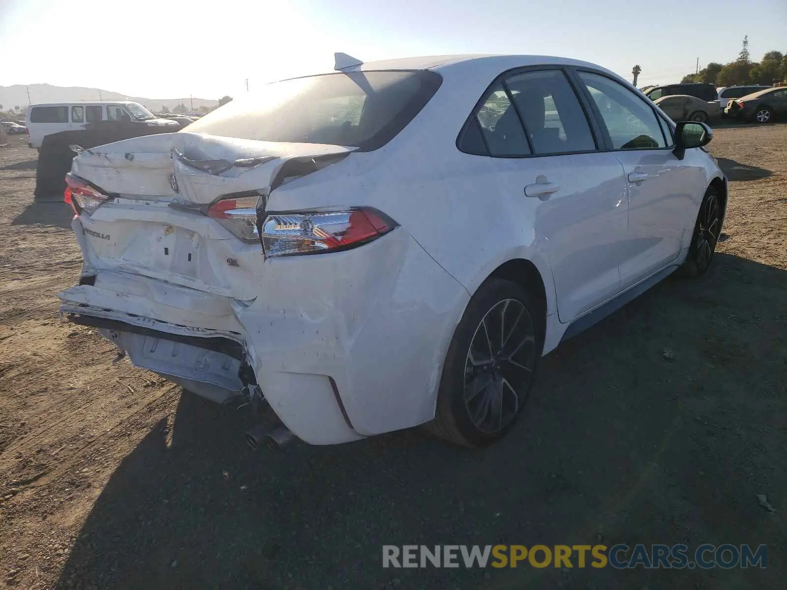 4 Photograph of a damaged car JTDS4RCE8LJ028894 TOYOTA COROLLA 2020