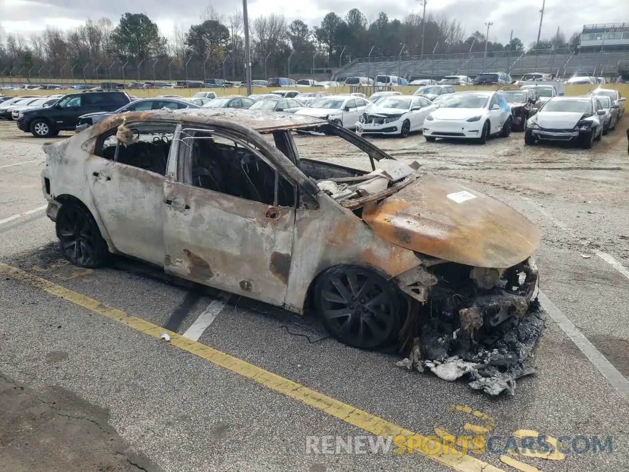 4 Photograph of a damaged car JTDS4RCE9LJ042884 TOYOTA COROLLA 2020