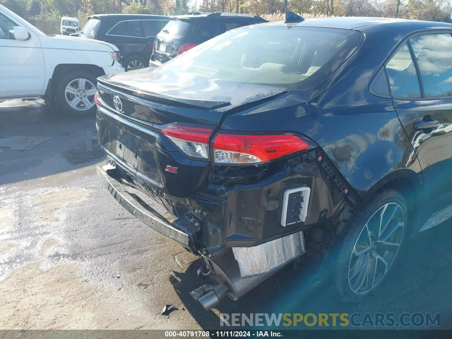 18 Photograph of a damaged car JTDS4RCEXLJ013619 TOYOTA COROLLA 2020