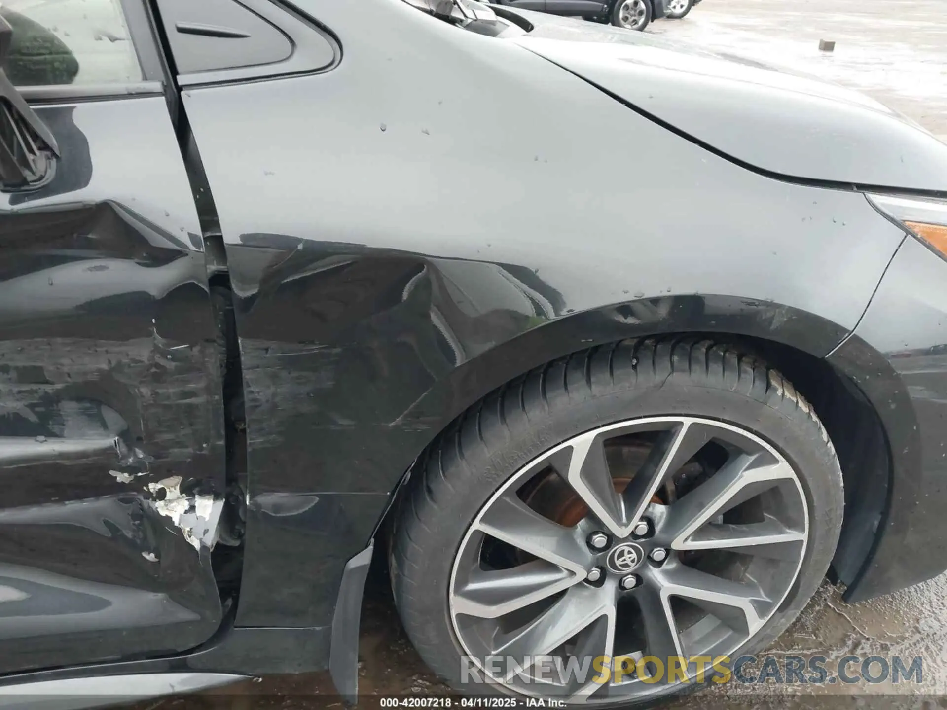 17 Photograph of a damaged car JTDT4RCE1LJ036632 TOYOTA COROLLA 2020