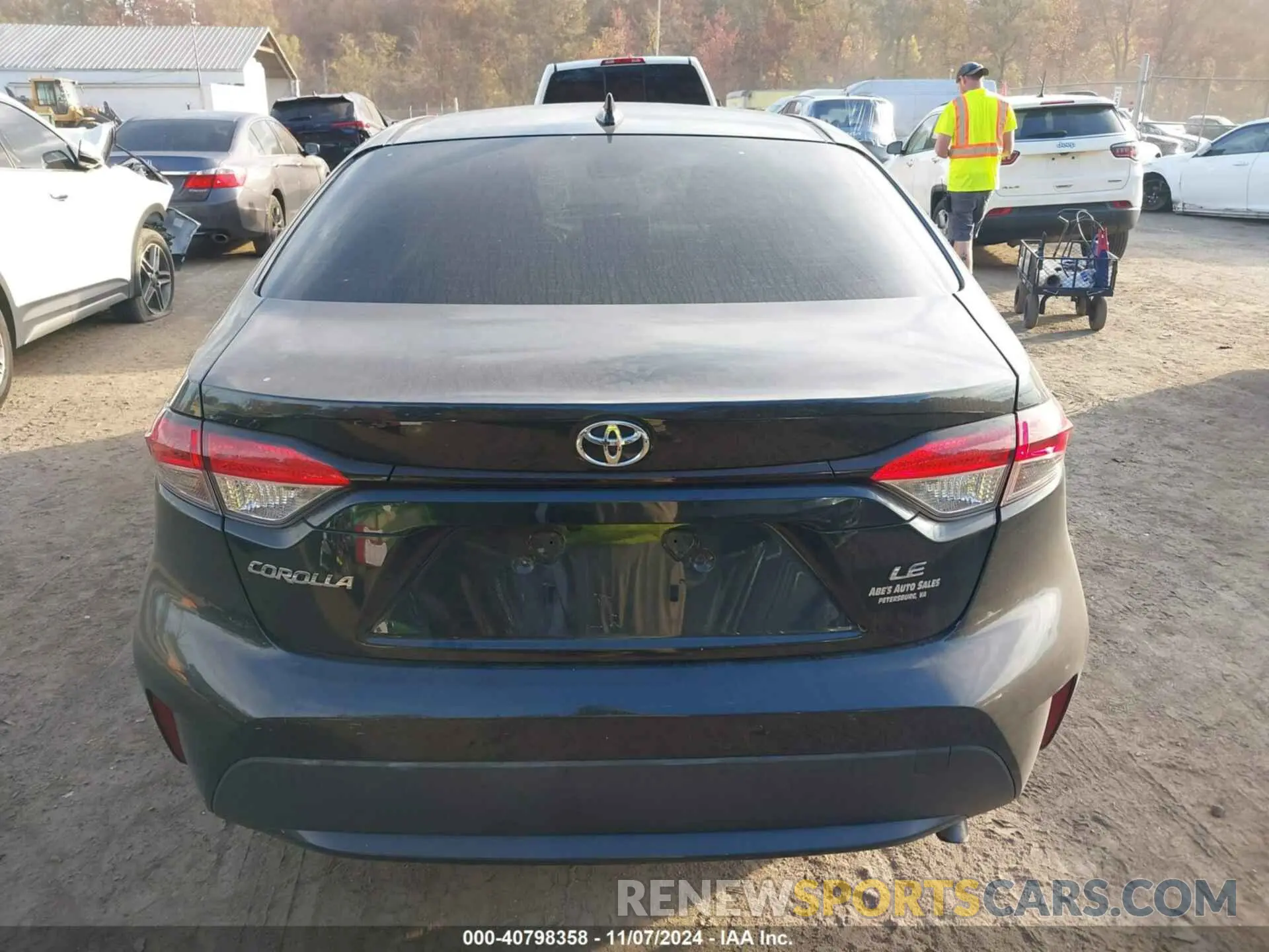 16 Photograph of a damaged car JTDVPRAE3LJ081641 TOYOTA COROLLA 2020