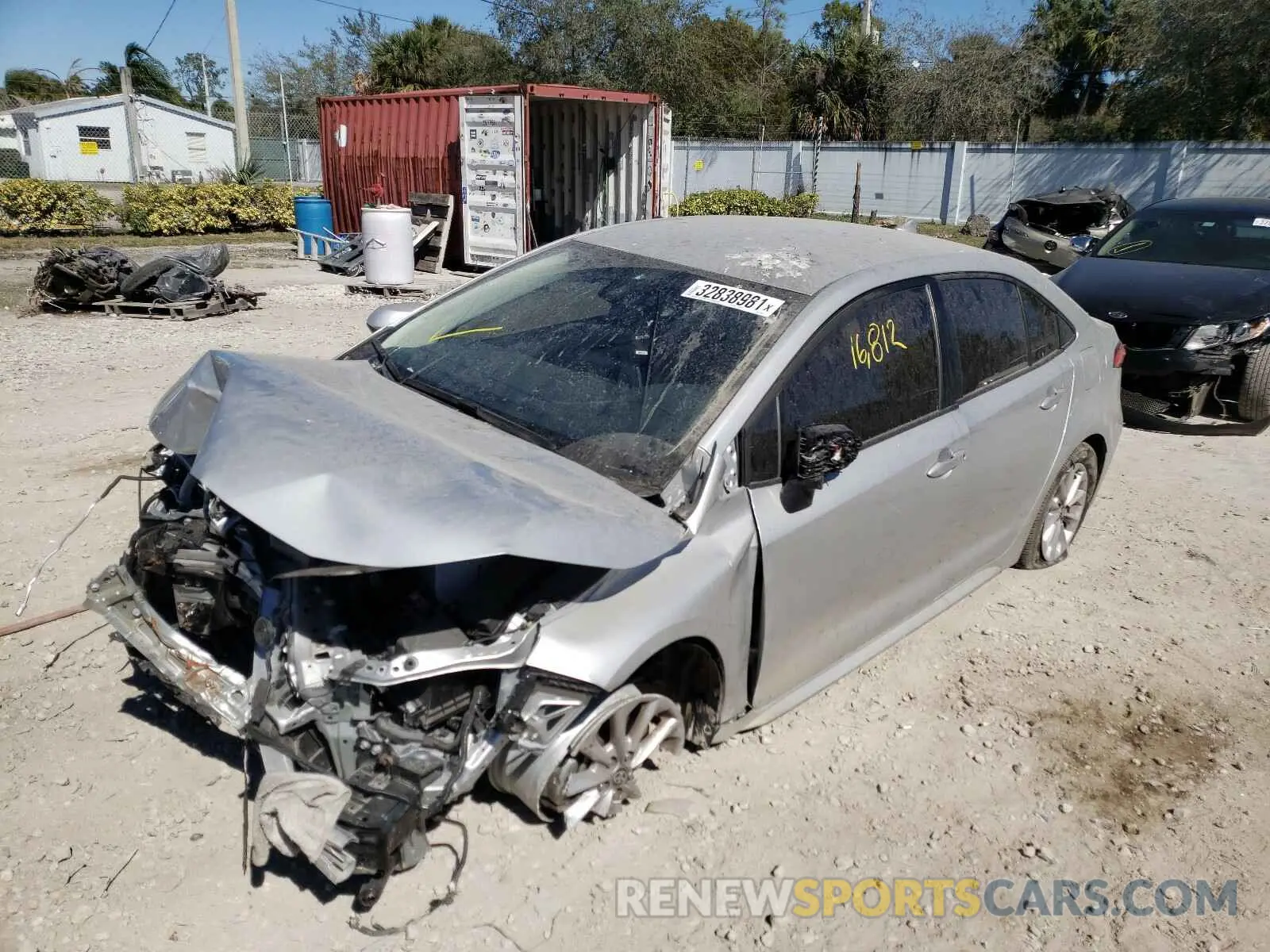 2 Photograph of a damaged car JTDVPRAE5LJ098683 TOYOTA COROLLA 2020