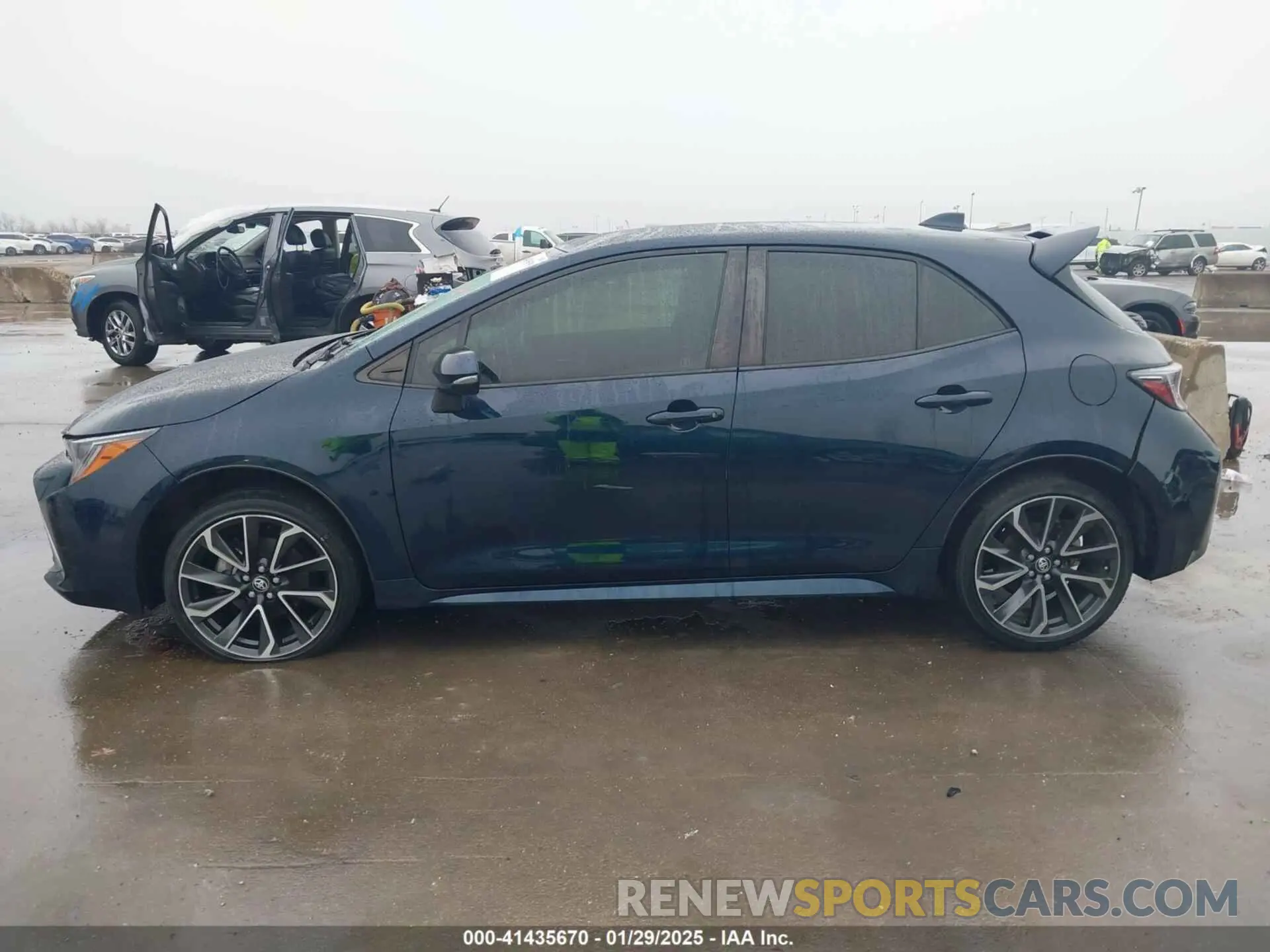 14 Photograph of a damaged car JTNA4RBE4L3081850 TOYOTA COROLLA 2020