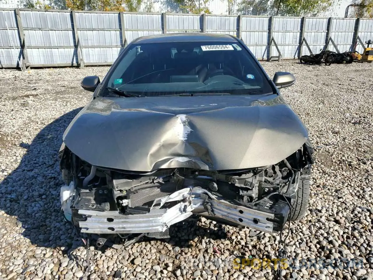 5 Photograph of a damaged car JTNA4RBE5L3092629 TOYOTA COROLLA 2020