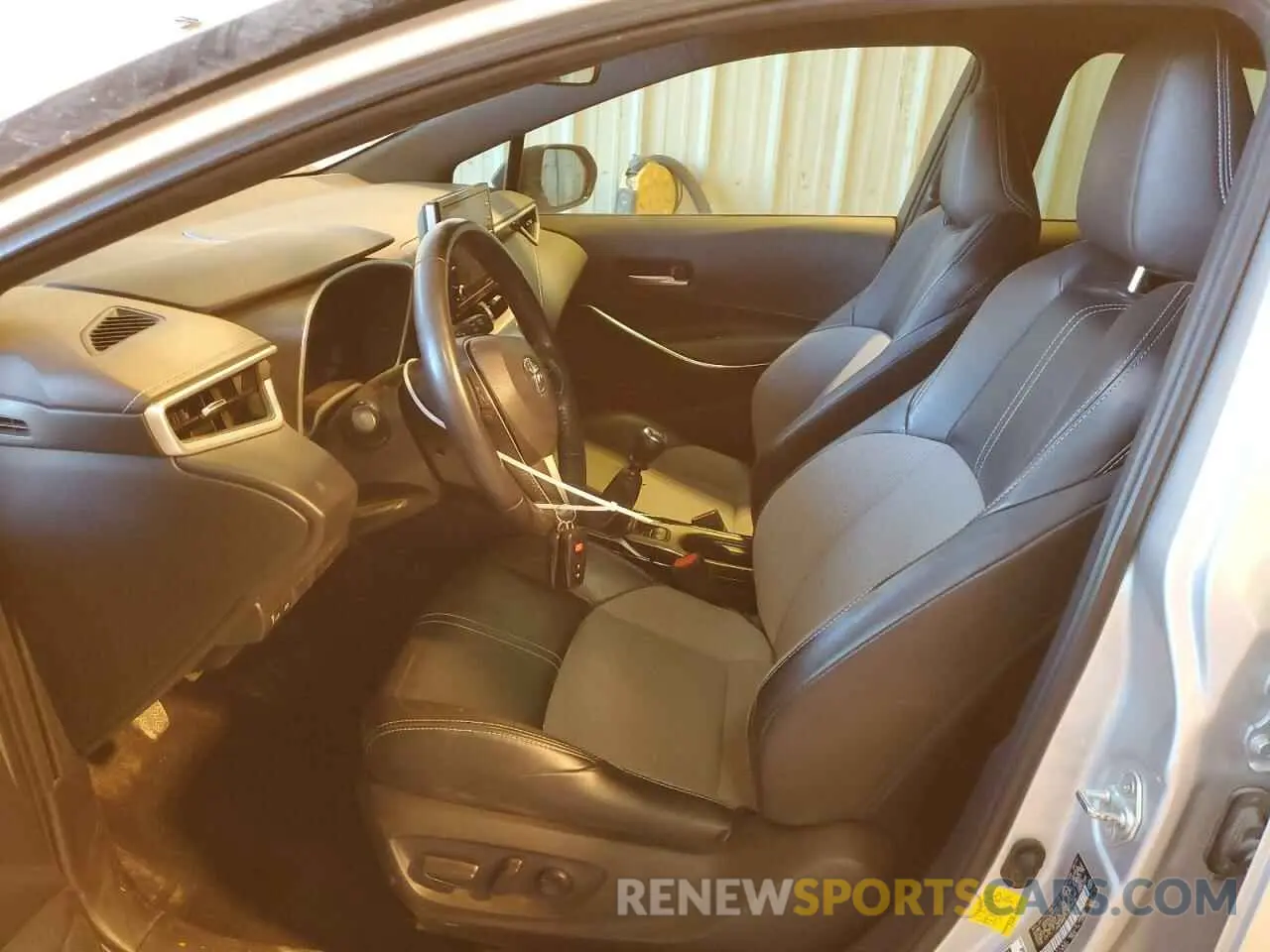 7 Photograph of a damaged car JTNA4RBE7L3073614 TOYOTA COROLLA 2020