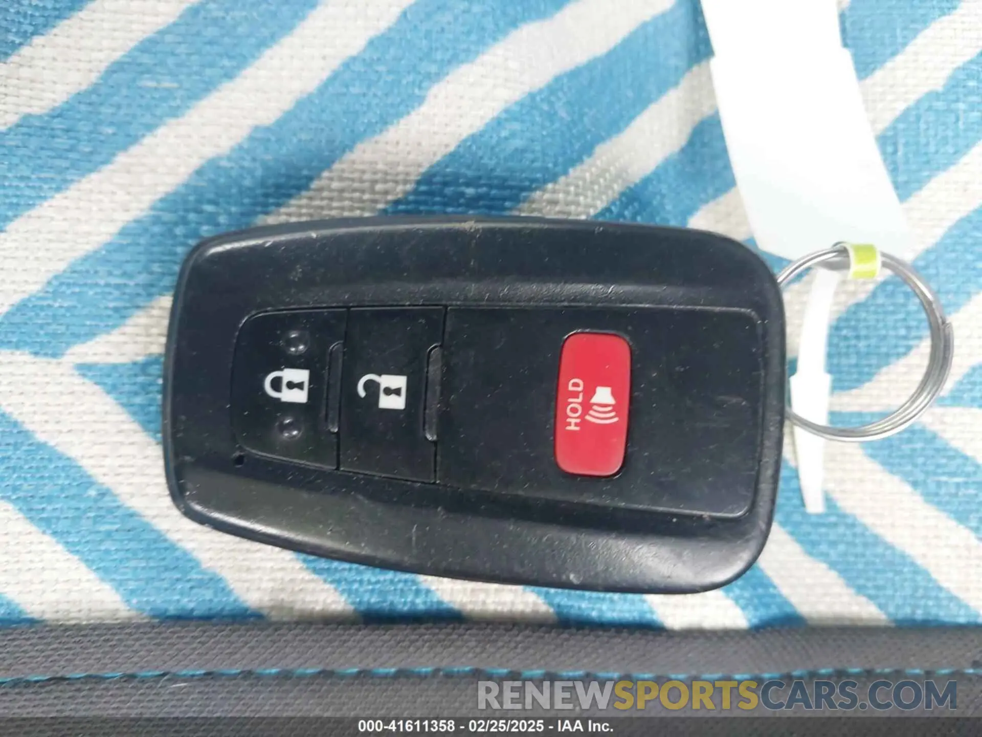 11 Фотография поврежденного автомобиля JTNA4RBE9L3075560 TOYOTA COROLLA 2020