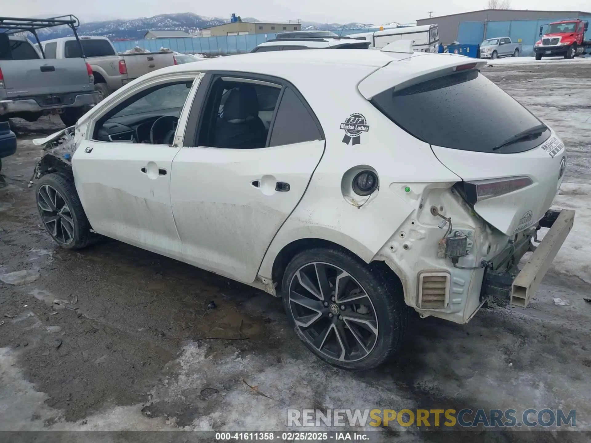3 Фотография поврежденного автомобиля JTNA4RBE9L3075560 TOYOTA COROLLA 2020
