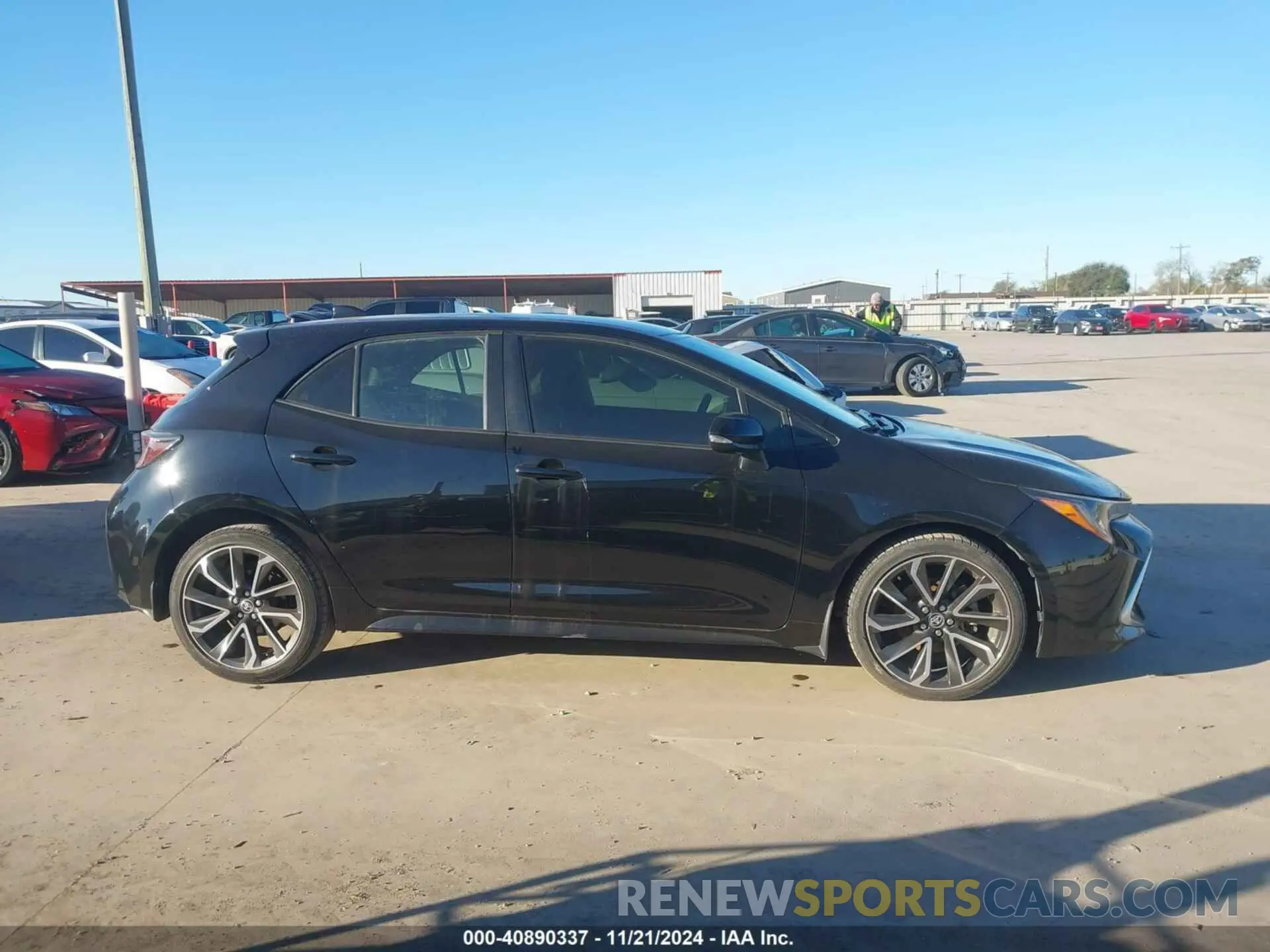 13 Photograph of a damaged car JTNA4RBEXL3084543 TOYOTA COROLLA 2020