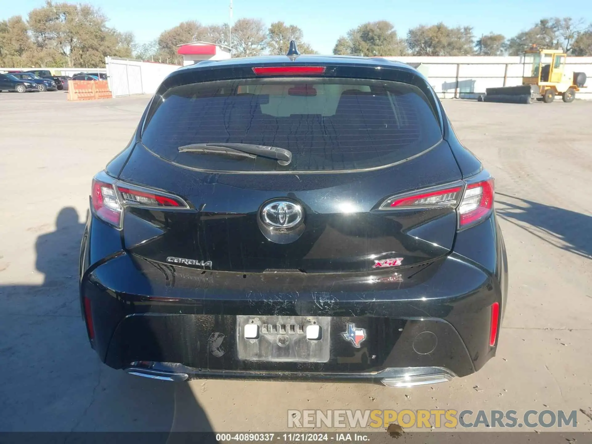 16 Photograph of a damaged car JTNA4RBEXL3084543 TOYOTA COROLLA 2020