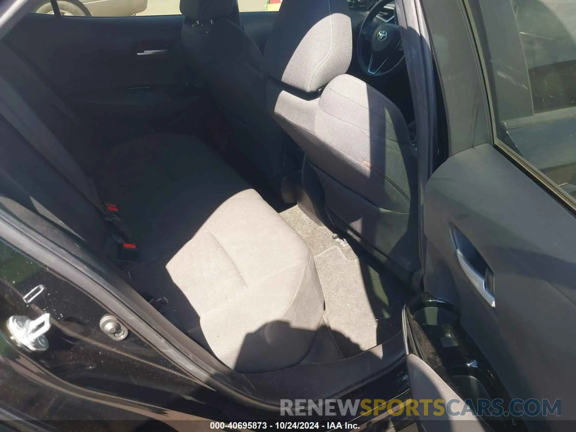 8 Photograph of a damaged car JTNB4RBE3L3080483 TOYOTA COROLLA 2020