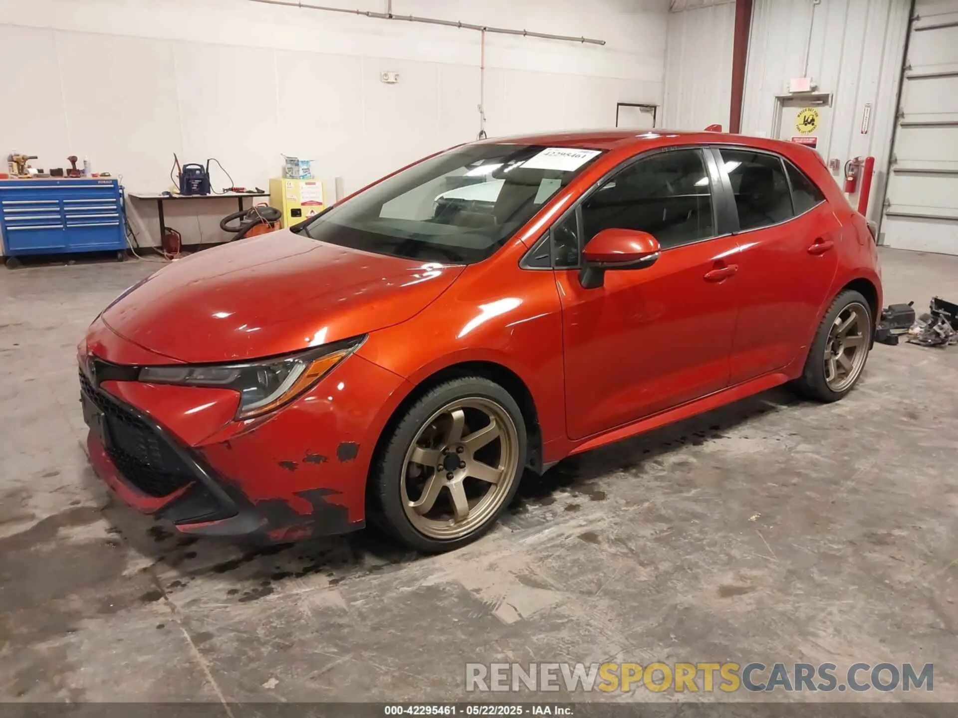 2 Photograph of a damaged car JTNB4RBE5L3079173 TOYOTA COROLLA 2020