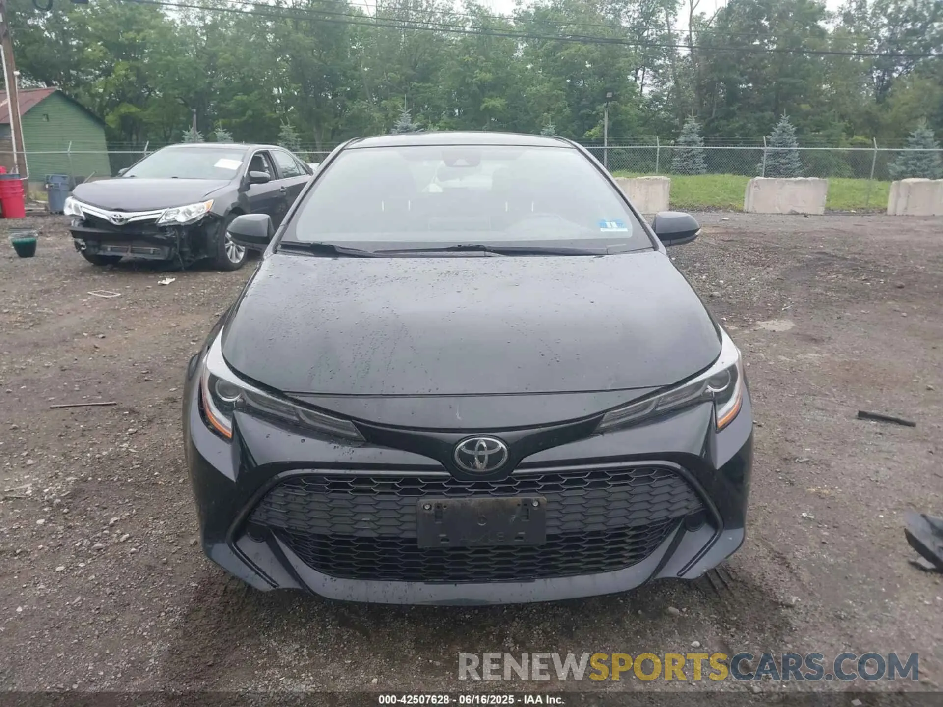12 Photograph of a damaged car JTNB4RBEXL3084529 TOYOTA COROLLA 2020
