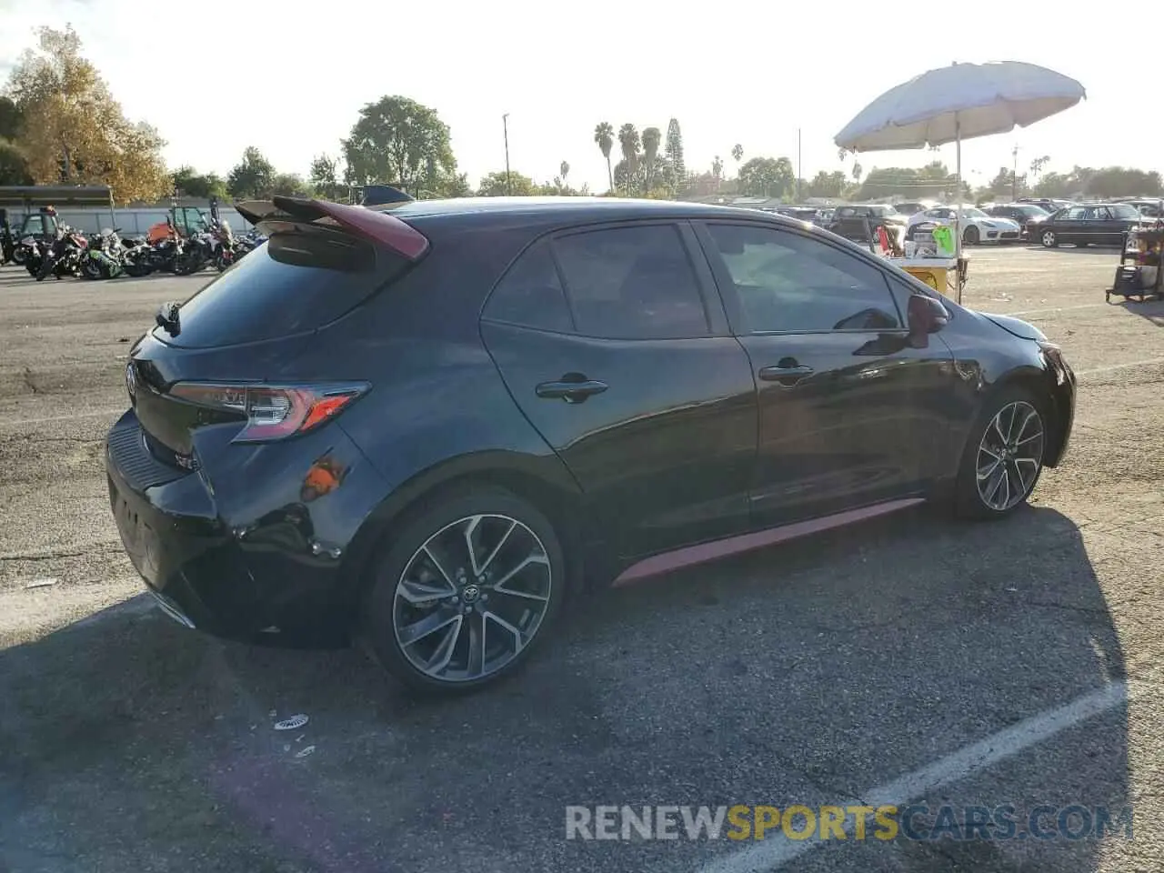 3 Photograph of a damaged car JTNC4RBE0L3103125 TOYOTA COROLLA 2020