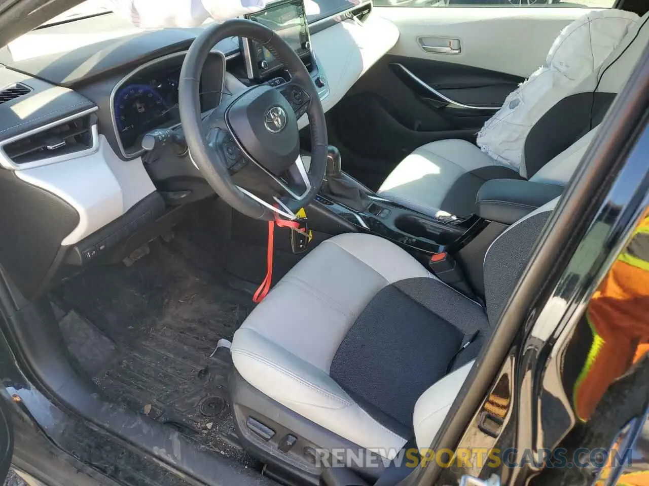 7 Photograph of a damaged car JTNC4RBE1L3096153 TOYOTA COROLLA 2020