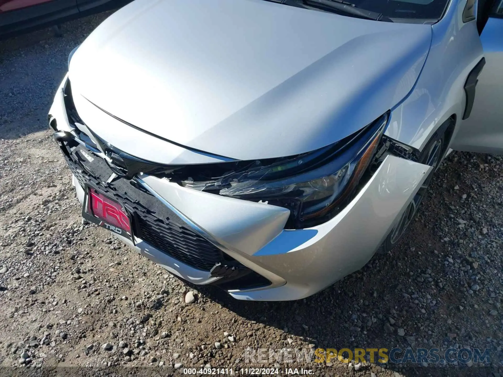 6 Photograph of a damaged car JTNC4RBE7L3085836 TOYOTA COROLLA 2020