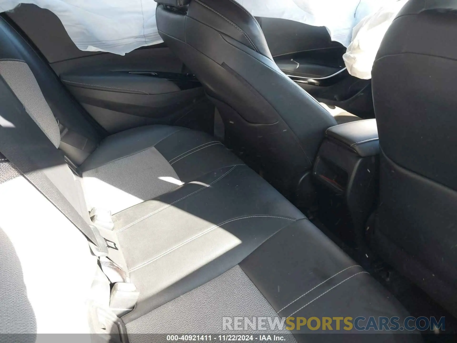 8 Photograph of a damaged car JTNC4RBE7L3085836 TOYOTA COROLLA 2020