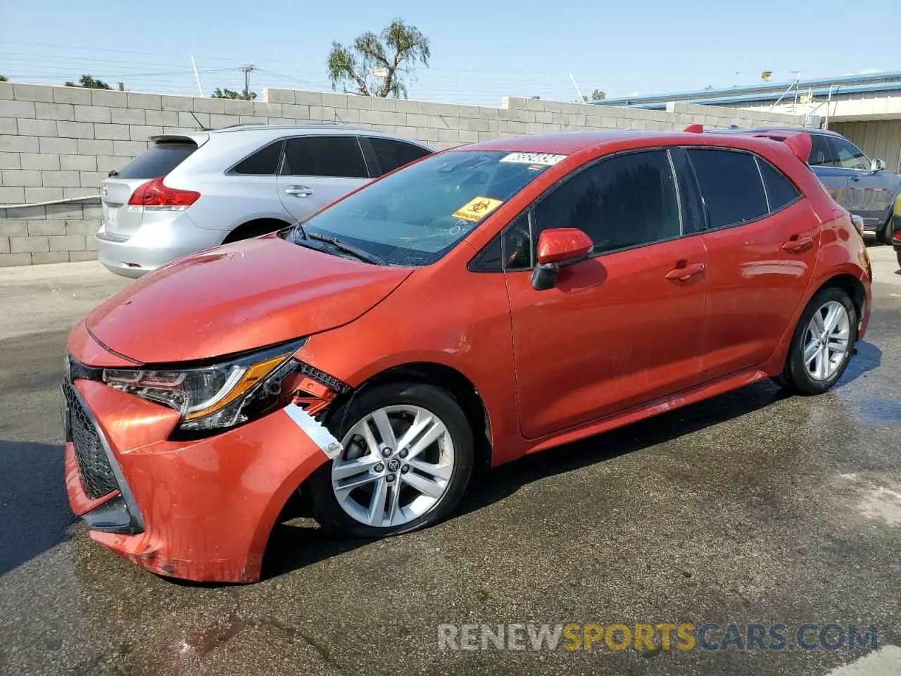 1 Photograph of a damaged car JTND4RBE0L3077808 TOYOTA COROLLA 2020