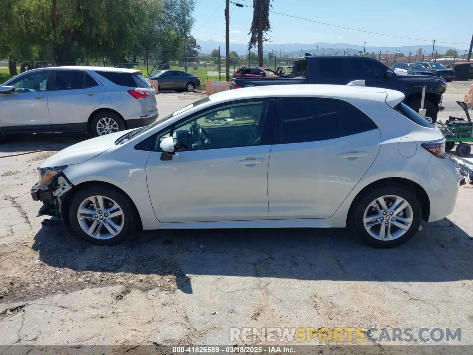 15 Photograph of a damaged car JTND4RBE0L3094432 TOYOTA COROLLA 2020